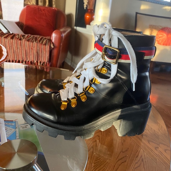 leather ankle boot with sylvie web